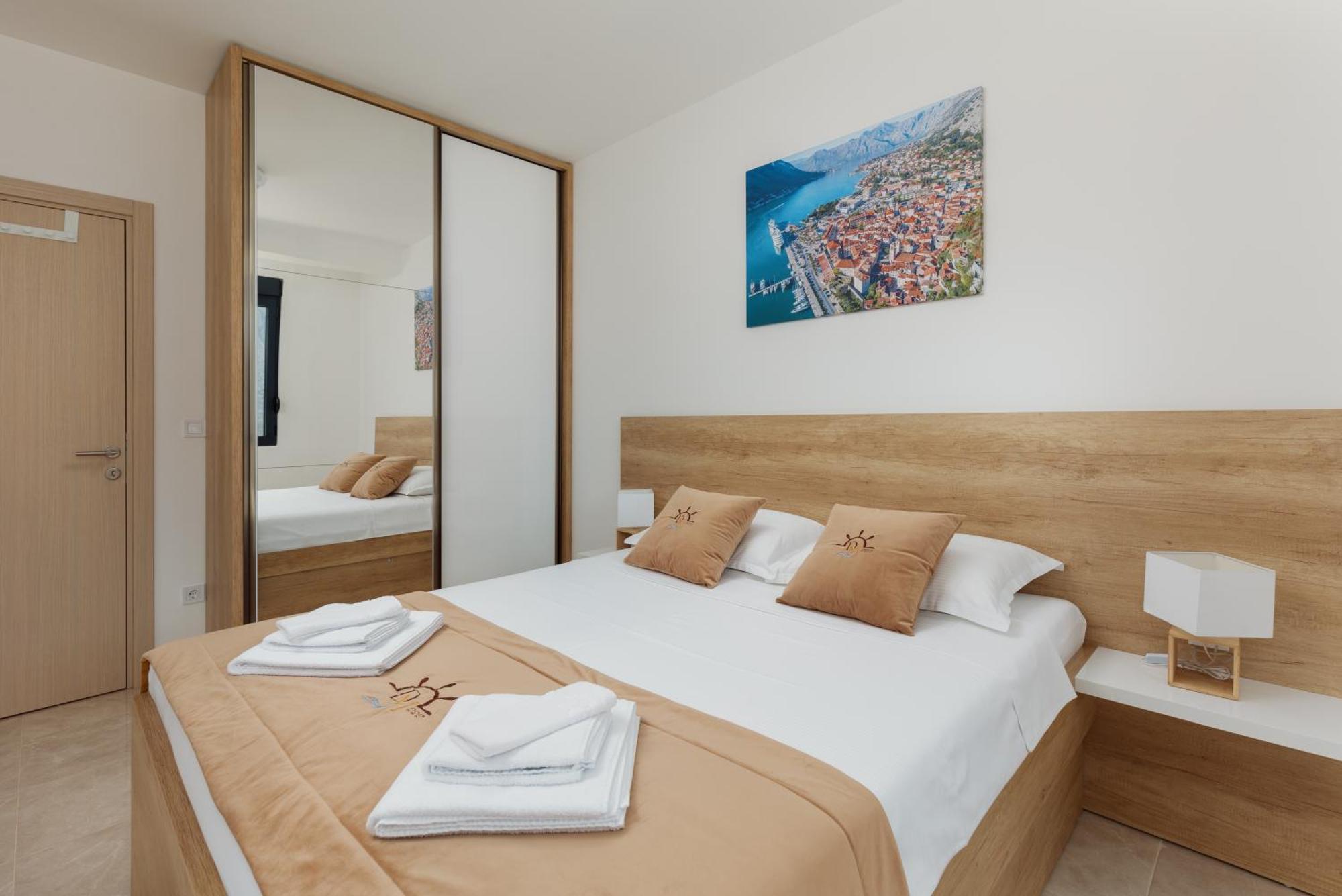 Dm Apartments Kotor Exterior photo