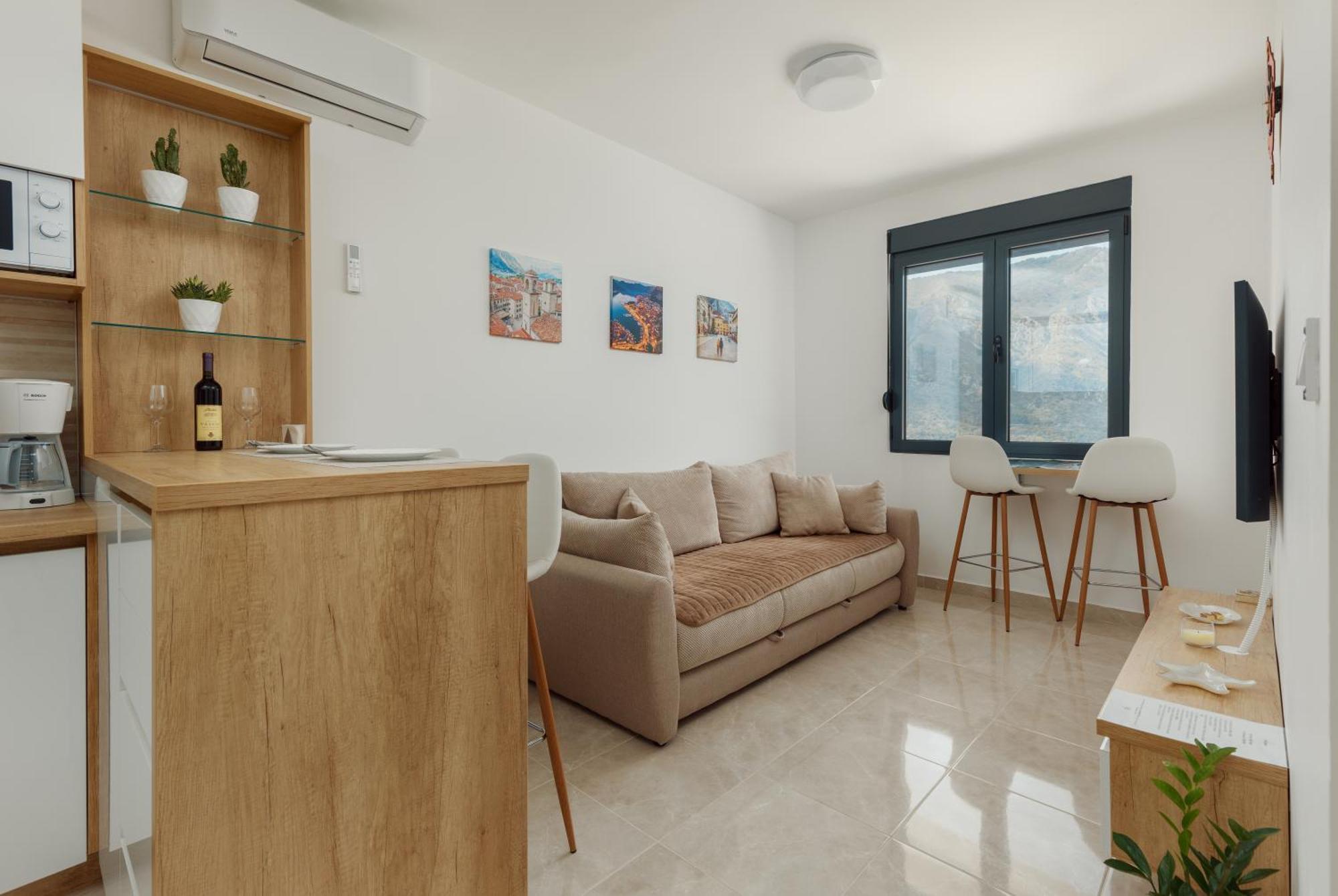Dm Apartments Kotor Exterior photo